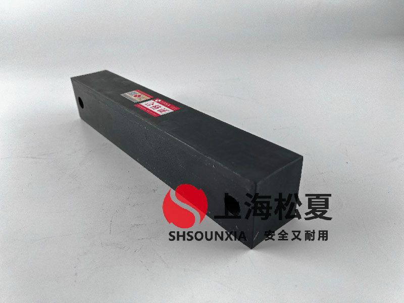 齒輪增壓泵用可撓曲橡膠補(bǔ)償器